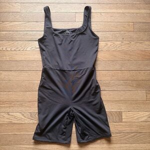 Black SWS Contour biker shorts with built-in sports bra 
Size m